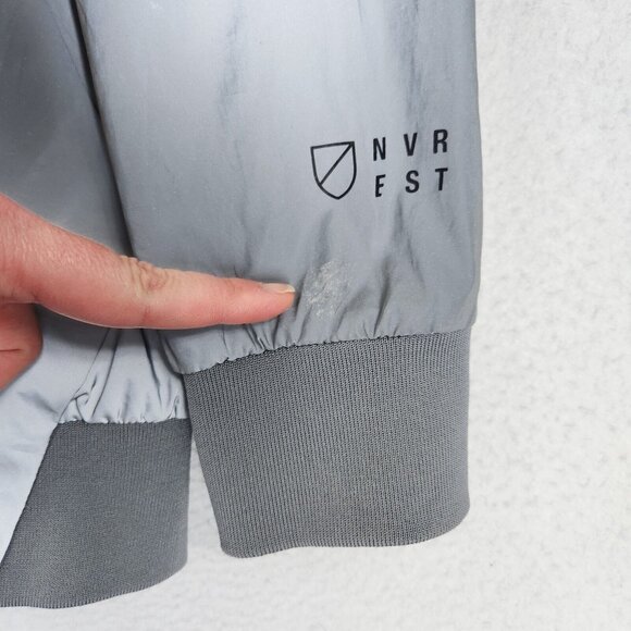 Imperial Motion Jacket Womens Small Silver Gray Camber Reflective Hooded Zip Up - Picture 4 of 16